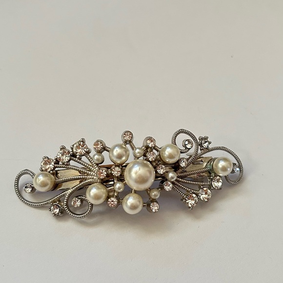 🩷BUNDLE OF 4 HAIR PINS GOLD SILVER BARRETTES DIAMOND SPARKLE WEDDING TRENDING - Picture 8 of 8